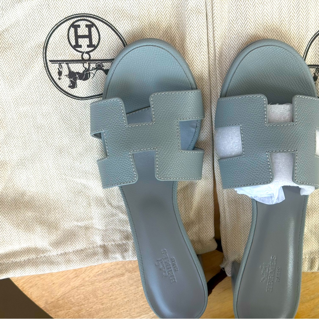 Hermes “H” Oasis Grey Sandals. Size 38.